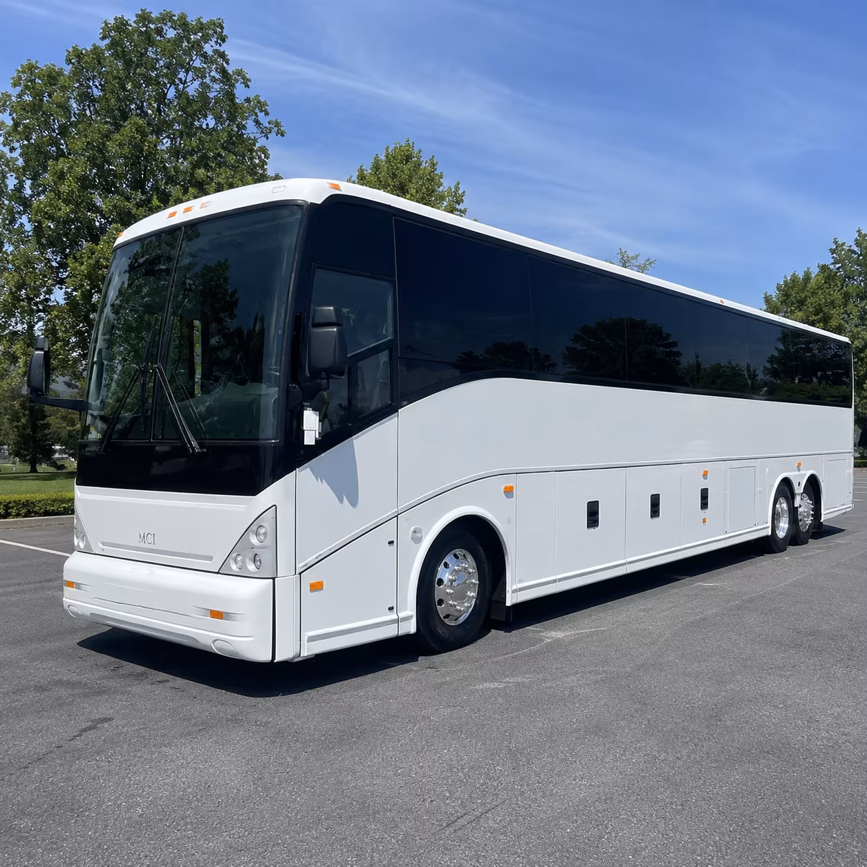 bus rental options for warren trips