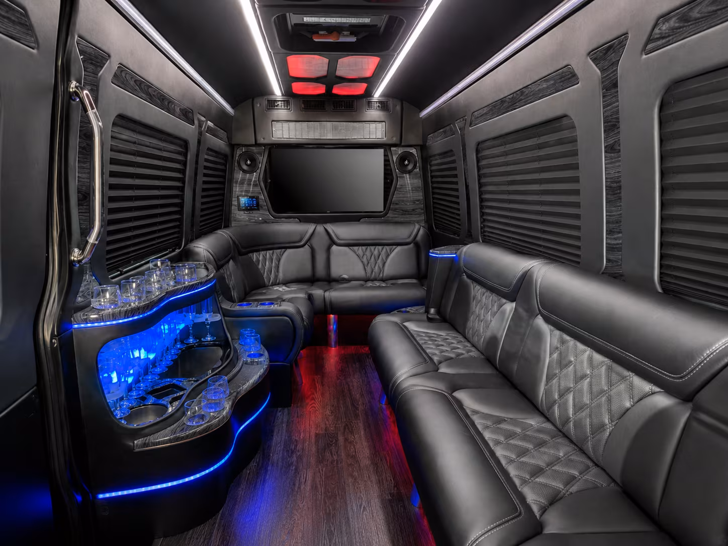 contractor meeting shuttles between warren and metro detroit