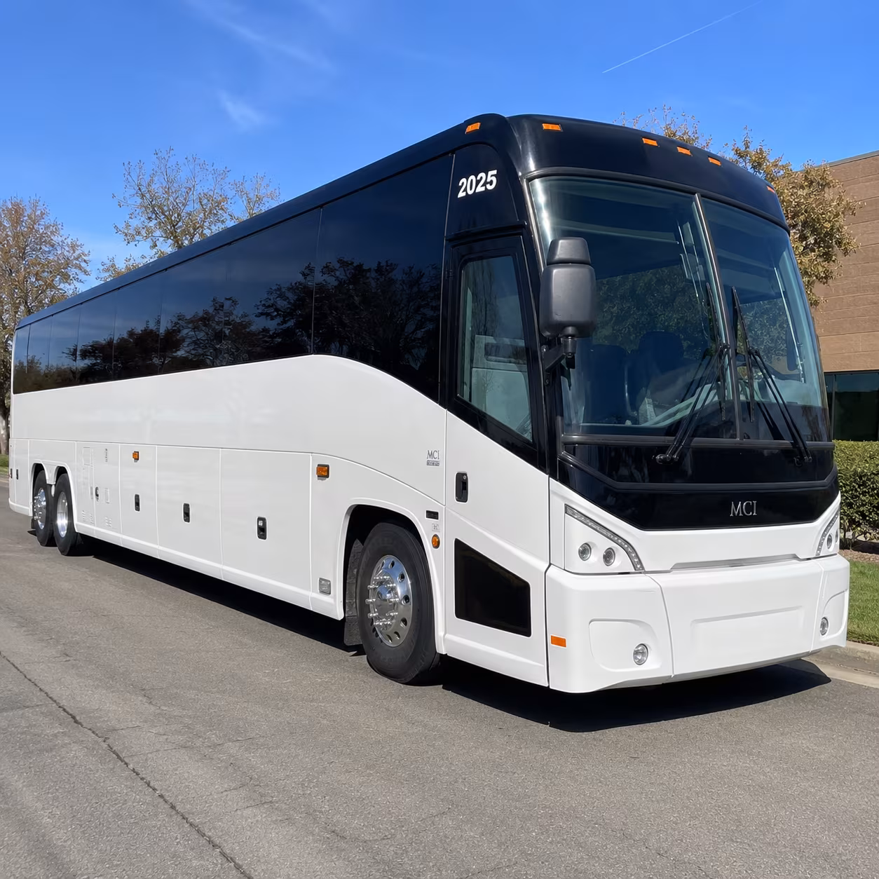 find corporate transportation for off sites team events and client meetings