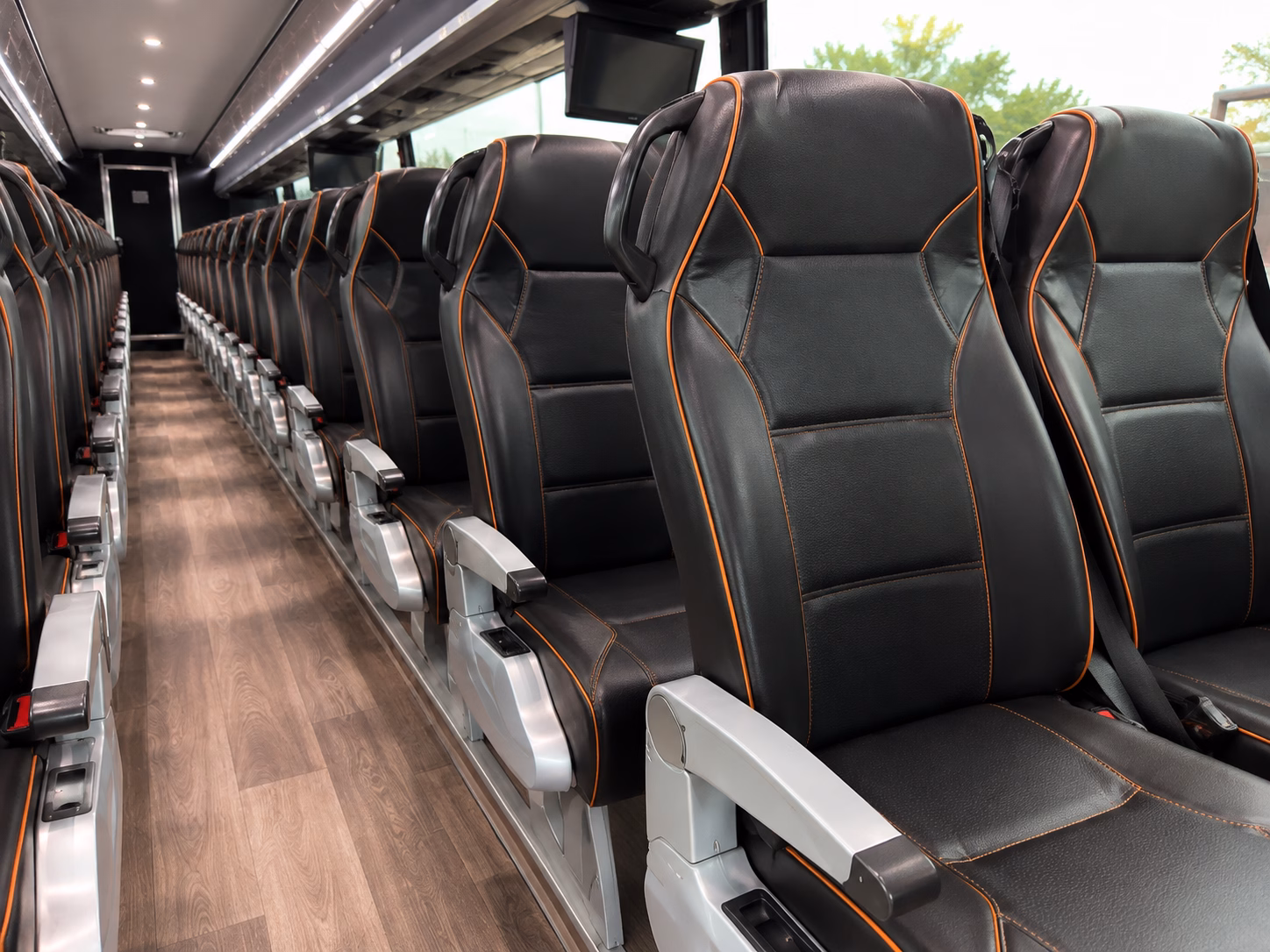 how the type of bus changes the price in warren michigan