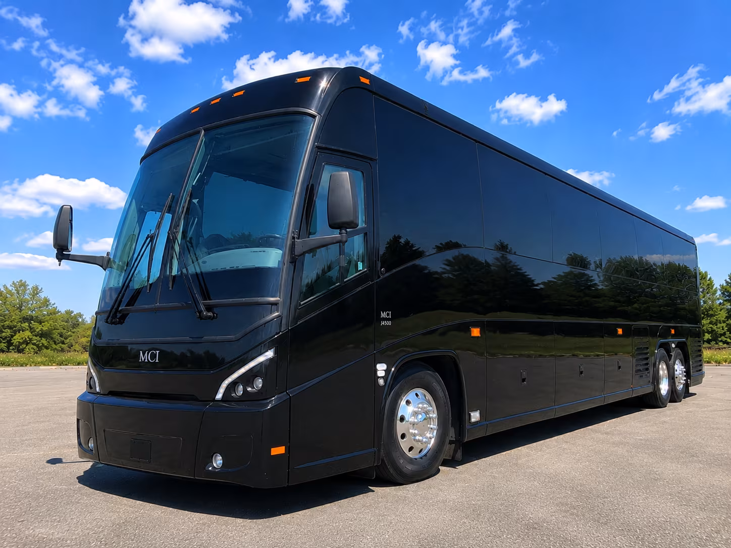 let warrencoachbuscompany com handle the dtw airport shuttle for out of town guests