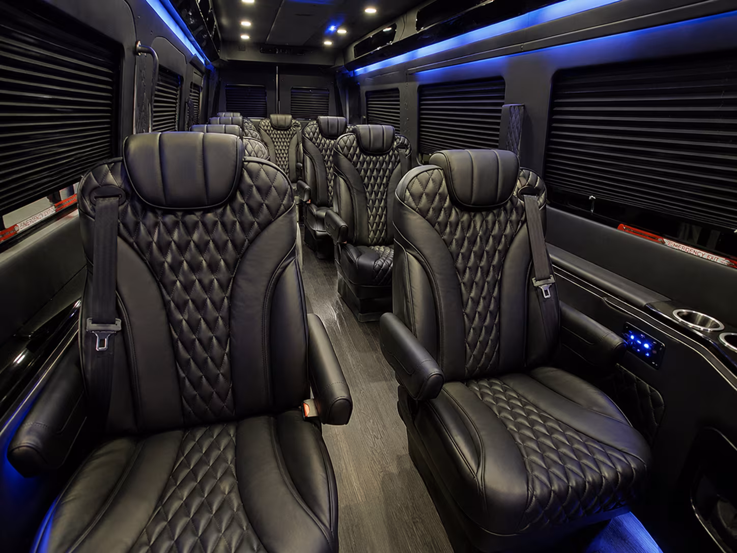 warren airport transportation