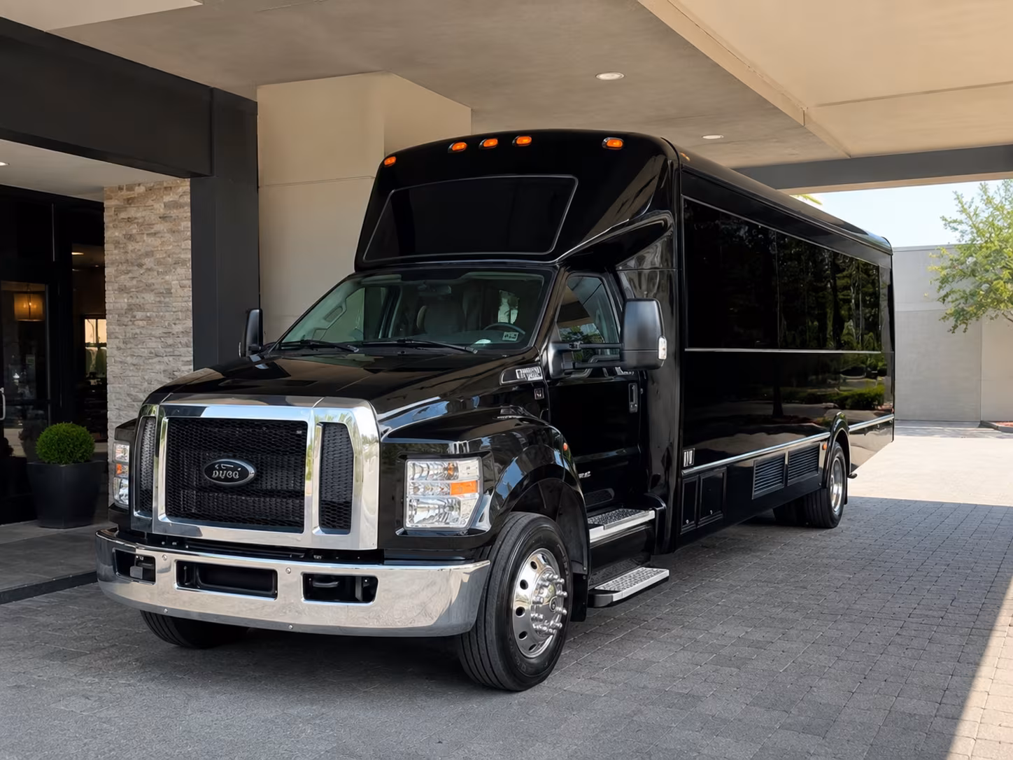 warren party bus rental 2
