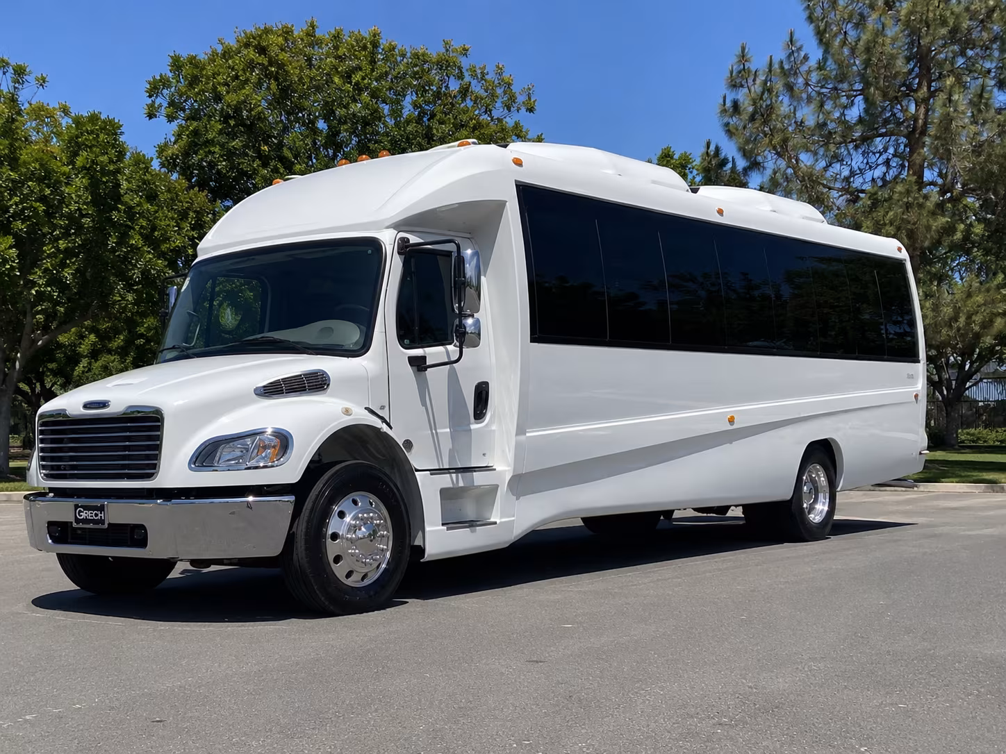 warren prom party buses book fast here is when to reserve yours