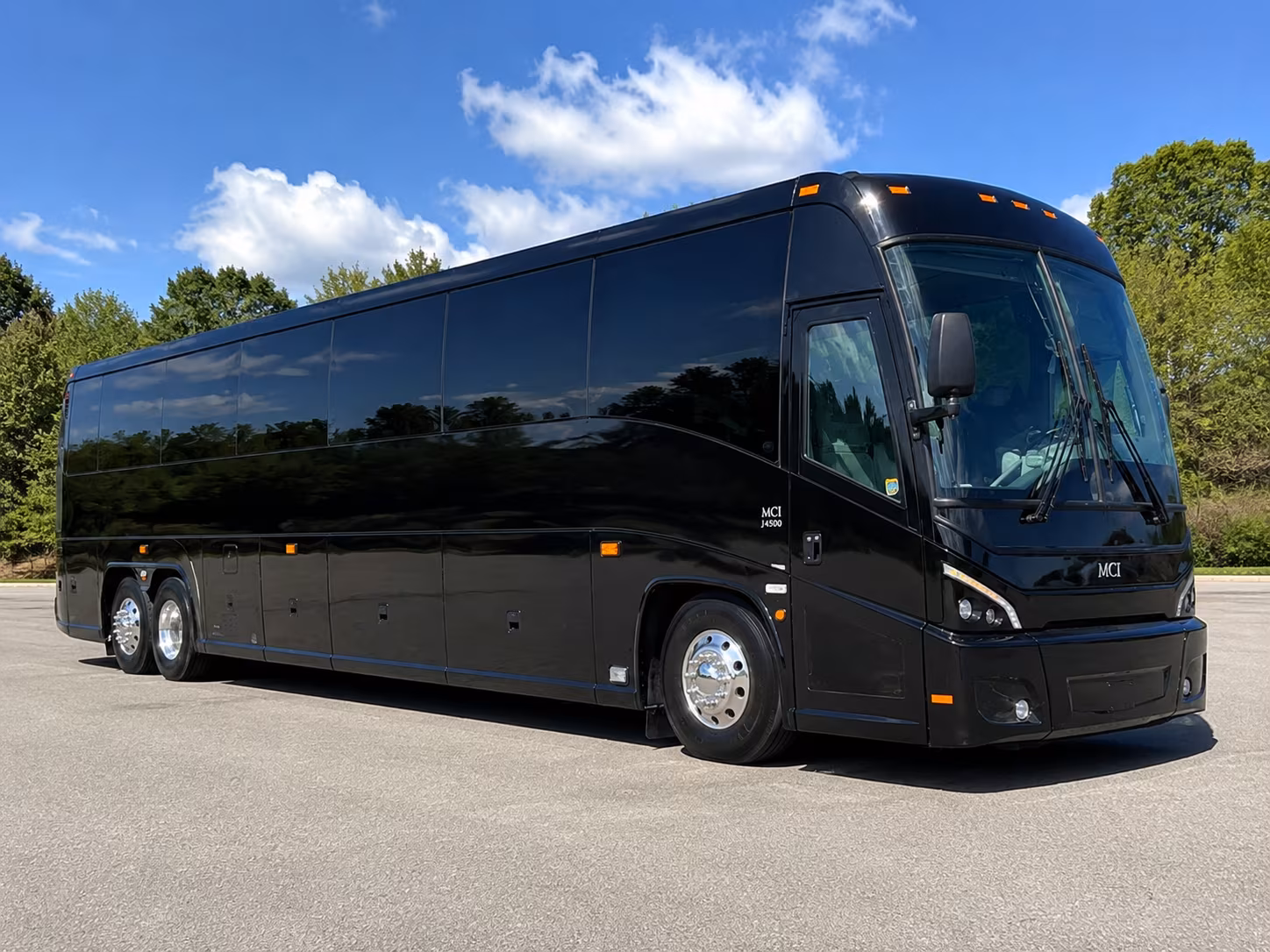 warrencoachbuscompany com will help you find the right bus for red wings and pistons games at little caesars arena